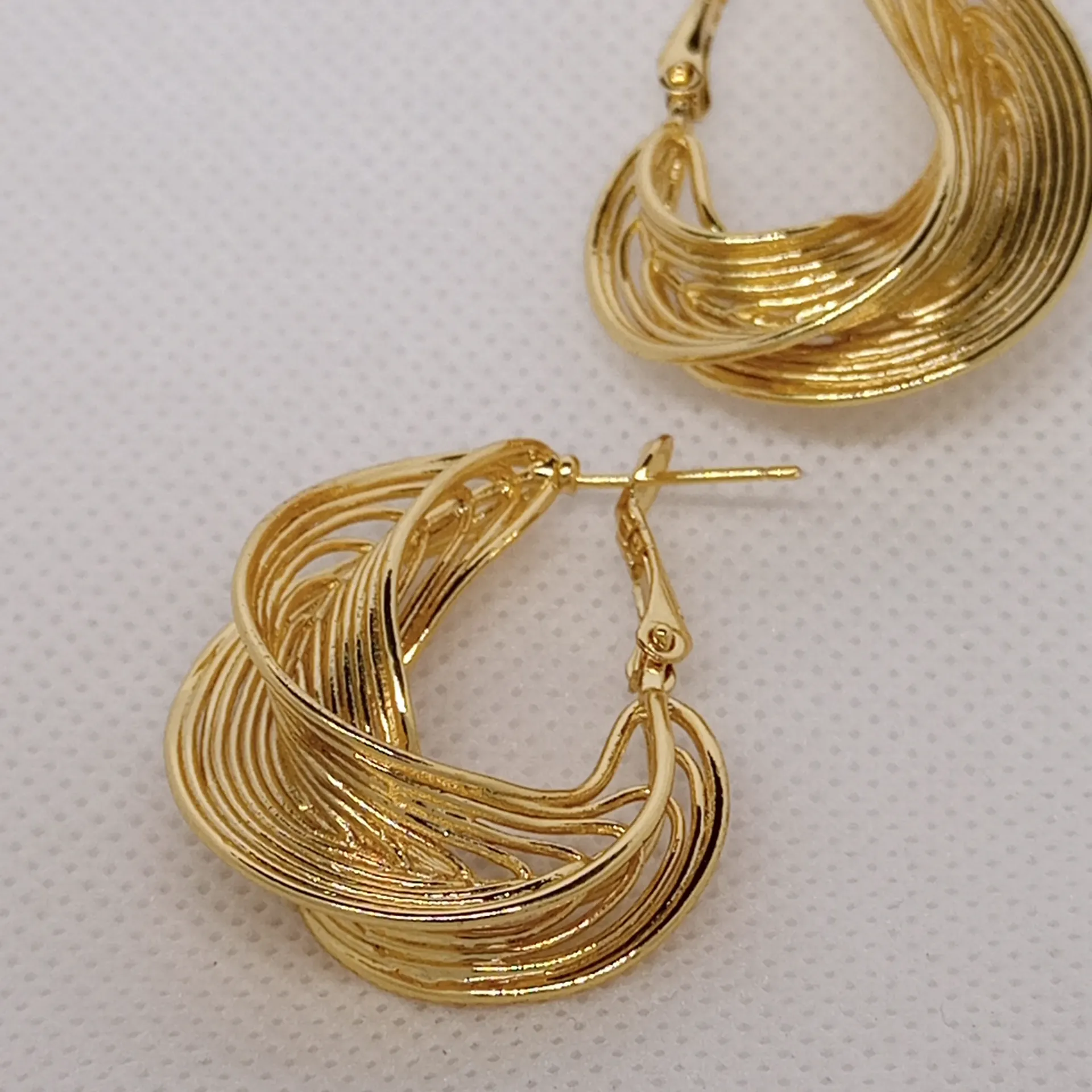 Boucles d'oreilles awa