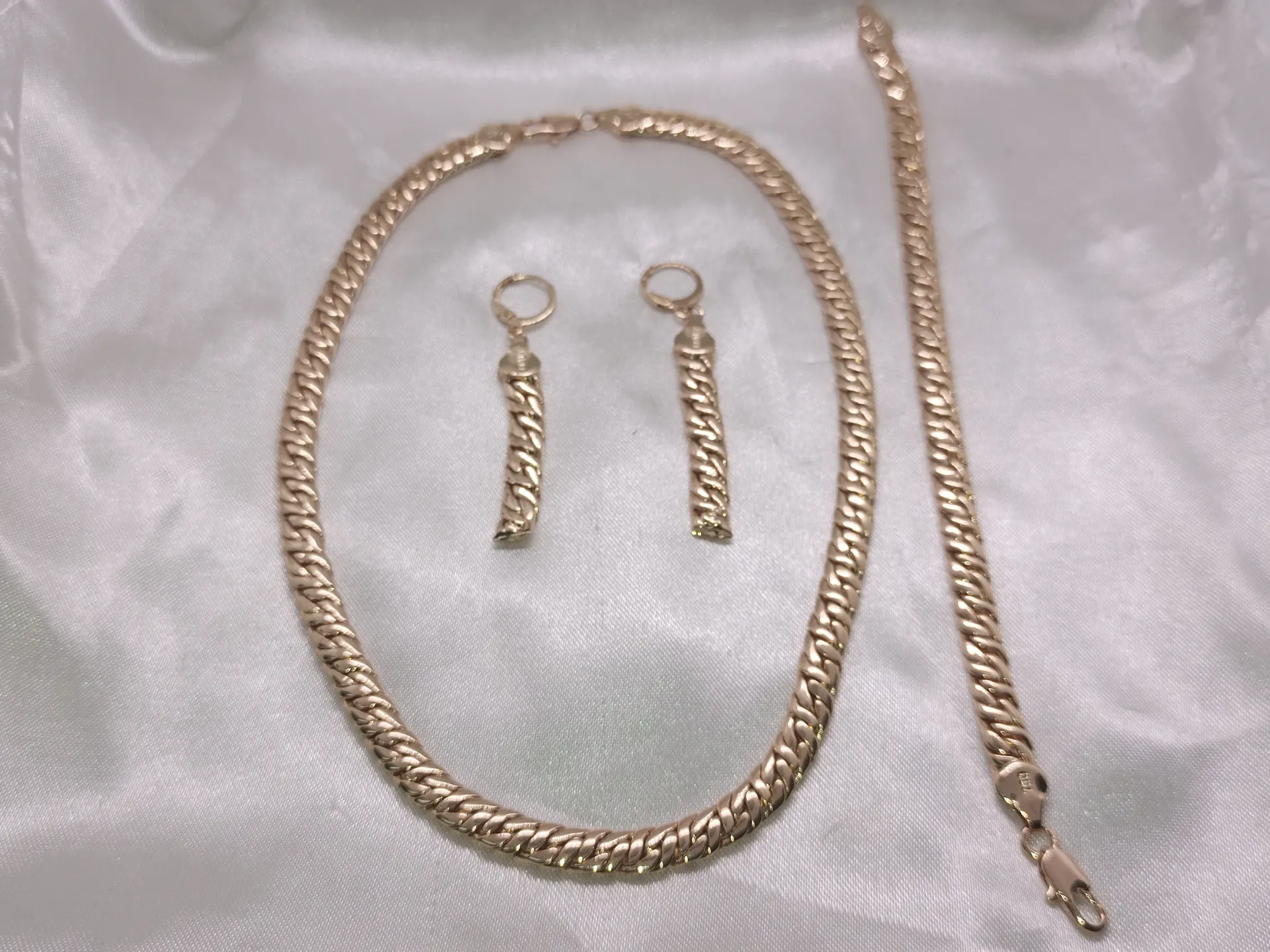 Ensembles collier 4 pièces