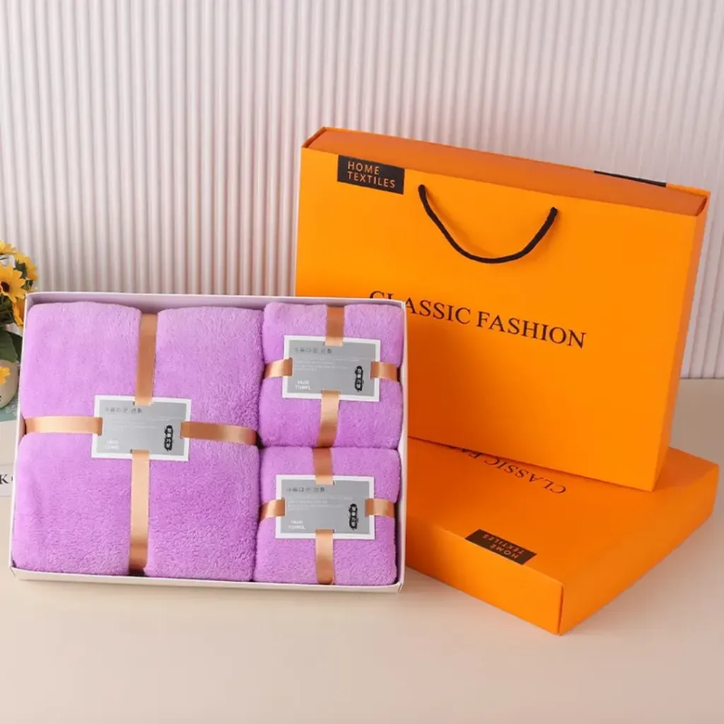 [BATTOWERMAU] Lot de 3 serviettes de bain mauve
