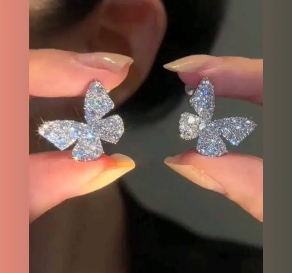 [BOUORESTRASPAPIL] Boucle d'oreilles Diana