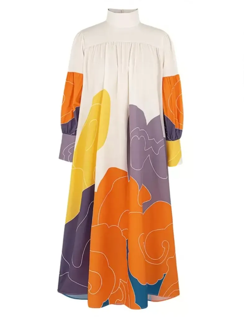 Robe ample multicolore avec manches à volants