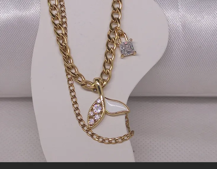 Chaine de cheville Mounira